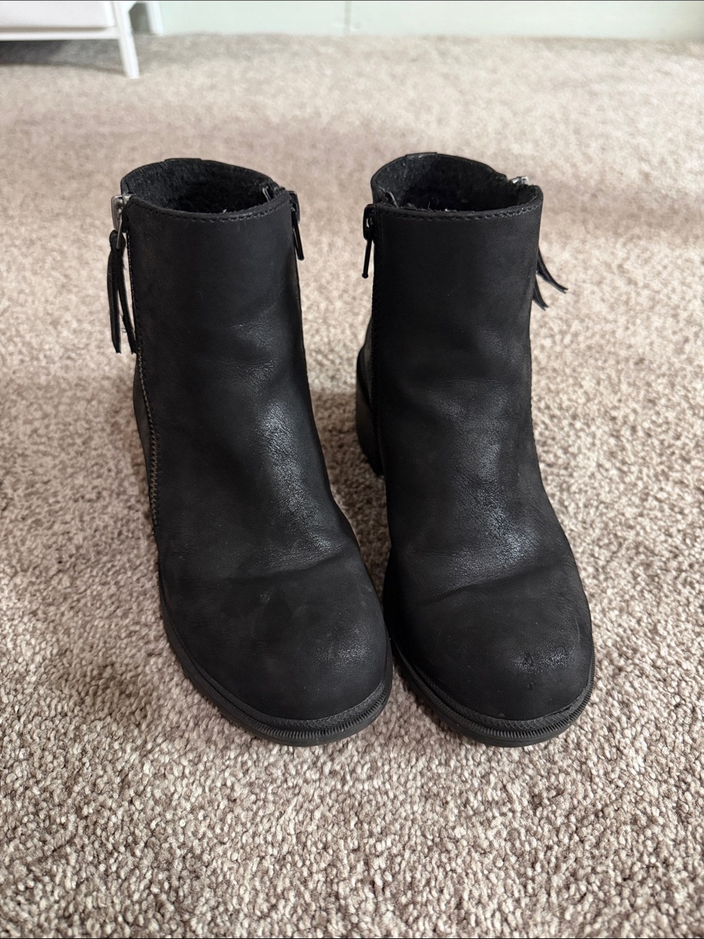 Girls Black Ankle Boot with Side Zipper Size 2M